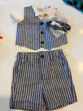 NWT Primigi short and vest suit